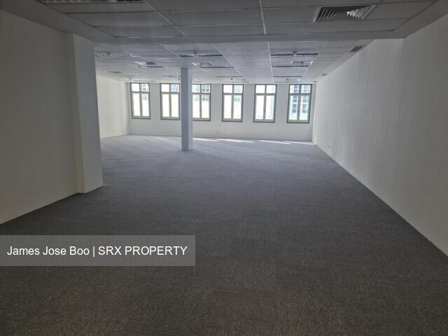 Cheap office near Kallang MRT | lift access | avail now (D14), Shop House #531929951